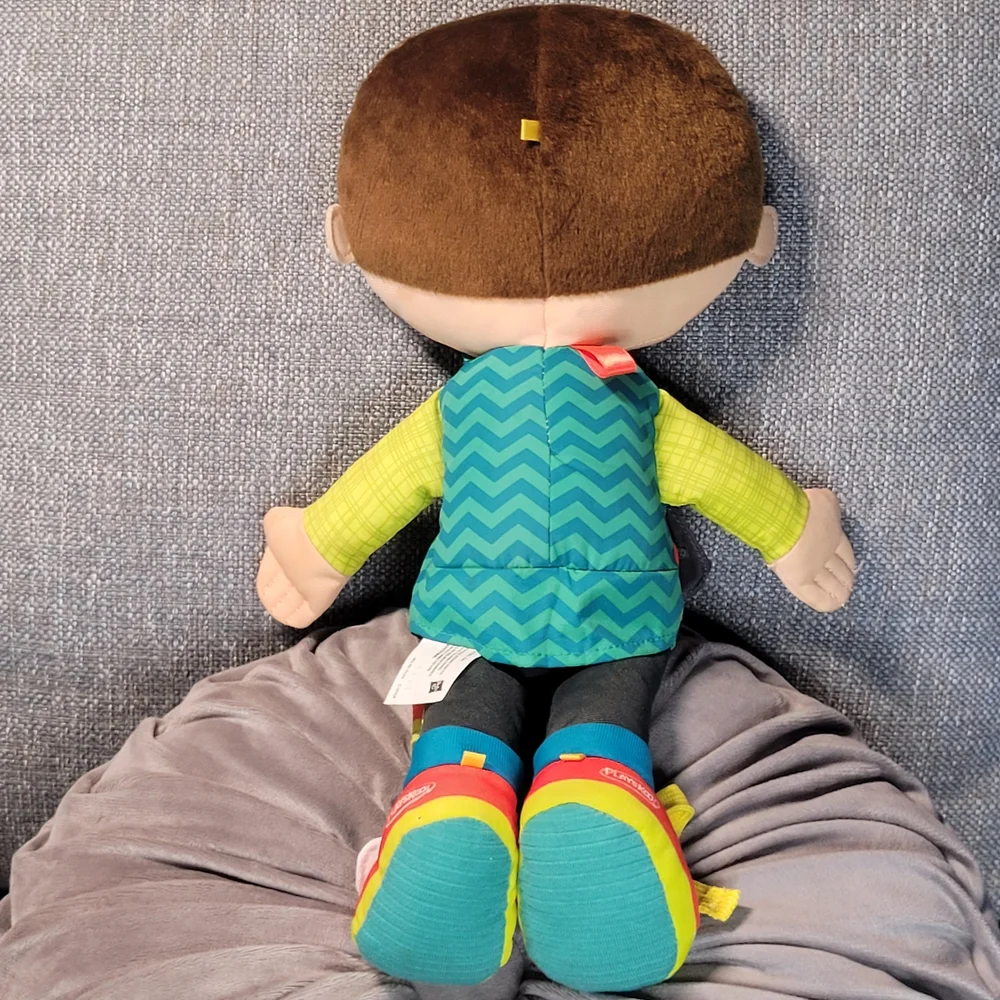 Playskool Smiling Stuffed Learning Activity Doll Learning Sensory Motor Skills